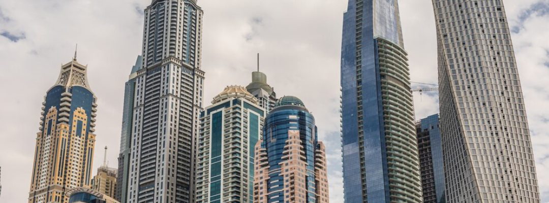 promenade-canal-dubai-marina-with-luxury-skyscrapers-around-united-arab-emirates_231208-7555